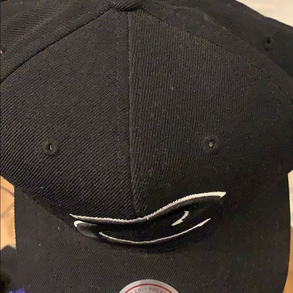 Cleveland Mitchell and ness hat - Picture 1 of 4